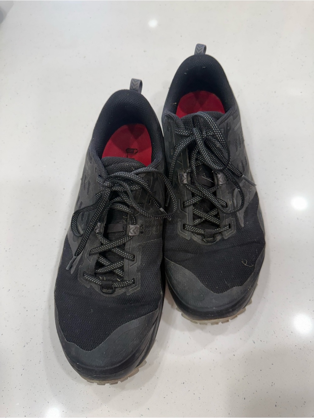 Saucony Men's Black Trail Shoes with Red Insole